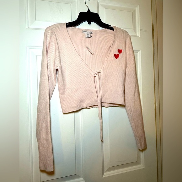 Sincerly Jules Sweaters - Sincerely Jules Soft Pink Tie Cardigan Cropped Sweater NWT Red Hearts Medium